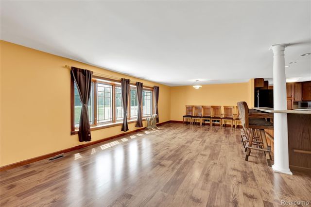 5428 Gratiot Avenue, St. Clair Township, MI 48079