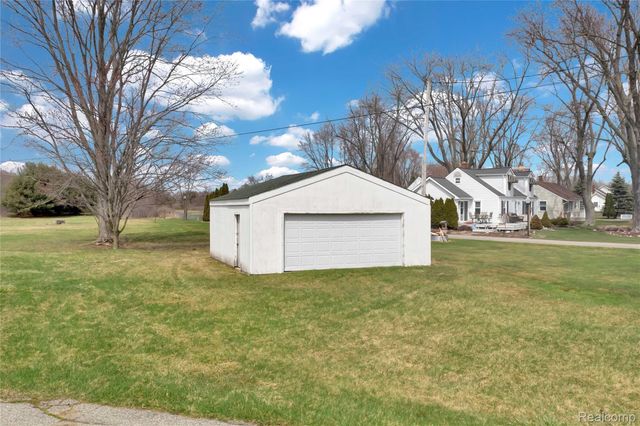 5428 Gratiot Avenue, St. Clair Township, MI 48079
