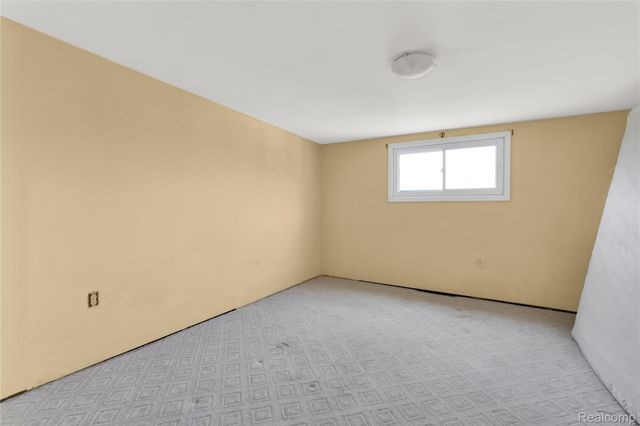 5428 Gratiot Avenue, St. Clair Township, MI 48079