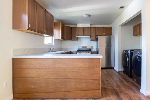 2319 Ridgeway Drive, National City, CA 91950