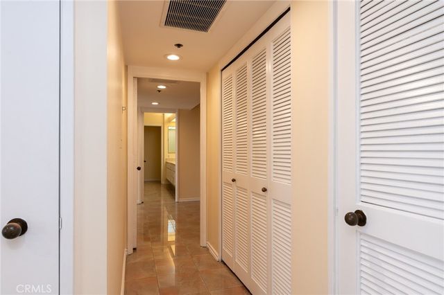 222 Monterey Road 805, Glendale, CA 91206