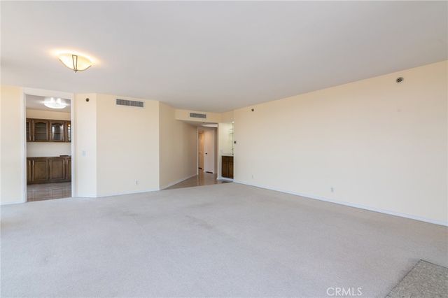 222 Monterey Road 805, Glendale, CA 91206