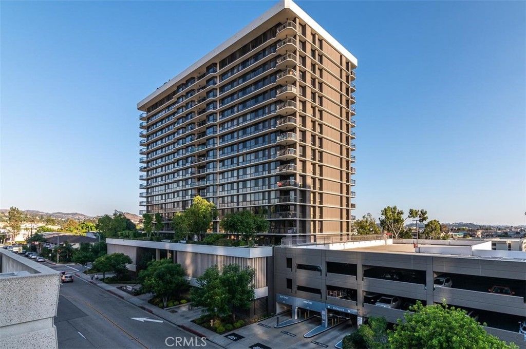 222 Monterey Road 805, Glendale, CA 91206