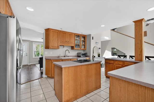40 Anthony Rd., Tewksbury, MA 01876