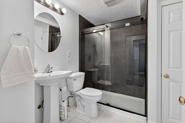 40 Anthony Rd., Tewksbury, MA 01876