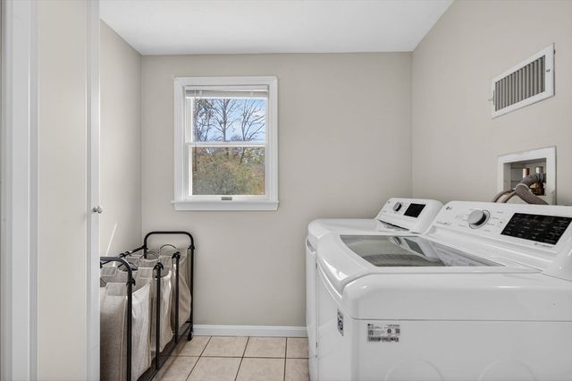 40 Anthony Rd., Tewksbury, MA 01876