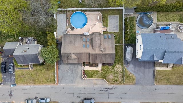 40 Anthony Rd., Tewksbury, MA 01876