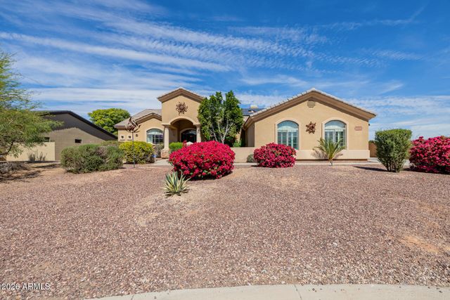8010 W BELMONT Avenue, Glendale, AZ 85303