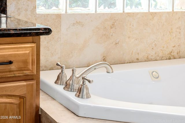 8010 W BELMONT Avenue, Glendale, AZ 85303