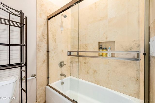 8010 W BELMONT Avenue, Glendale, AZ 85303