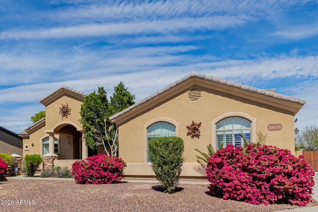 8010 W BELMONT Avenue, Glendale, AZ 85303