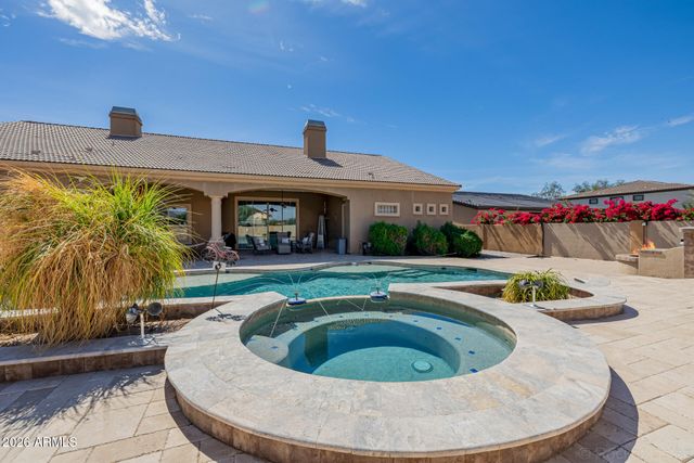 8010 W BELMONT Avenue, Glendale, AZ 85303