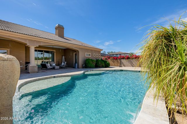 8010 W BELMONT Avenue, Glendale, AZ 85303