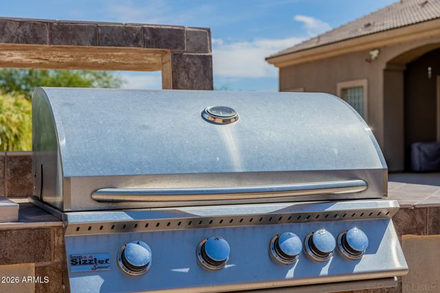 8010 W BELMONT Avenue, Glendale, AZ 85303