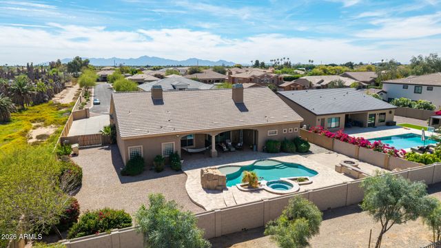 8010 W BELMONT Avenue, Glendale, AZ 85303