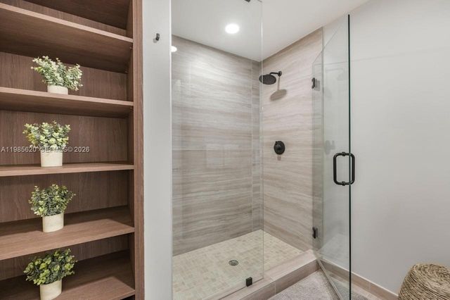 580 72nd Street 613, Miami Beach, FL 33141
