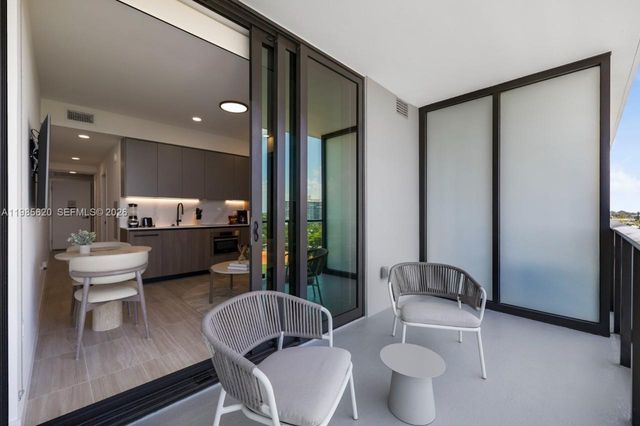 580 72nd Street 613, Miami Beach, FL 33141