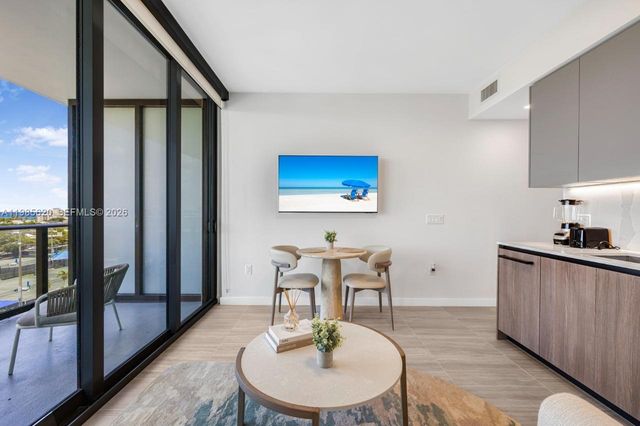 580 72nd Street 613, Miami Beach, FL 33141