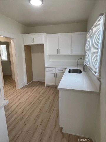 920 N Park, Long Beach, CA 90813