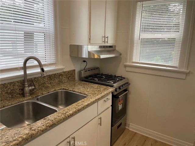 920 N Park, Long Beach, CA 90813