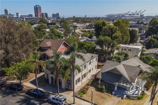 920 N Park, Long Beach, CA 90813