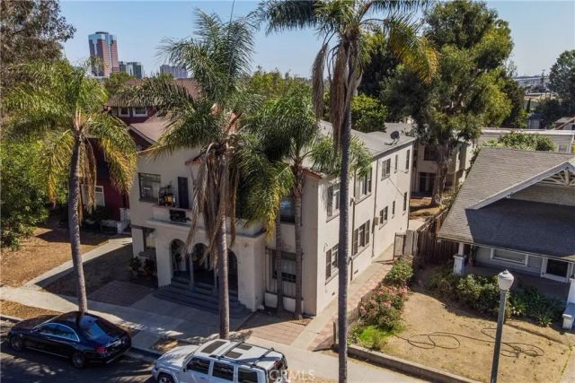 920 N Park, Long Beach, CA 90813