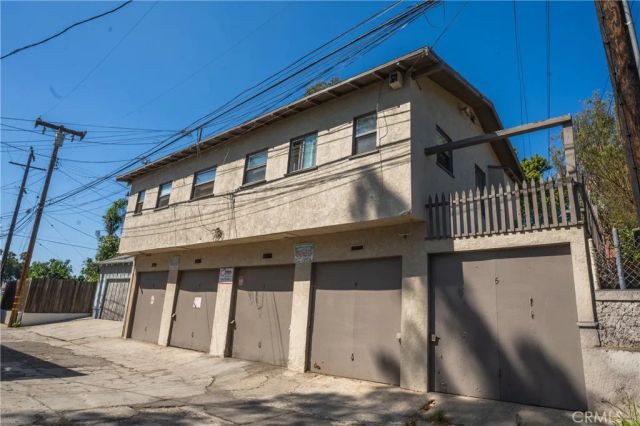 920 N Park, Long Beach, CA 90813