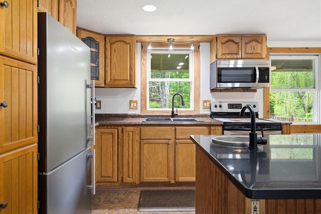 110 Tuttle Lane, Greenland, NH 03840