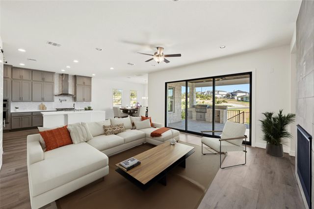 601 Gunison DR, Lakeway, TX 78738