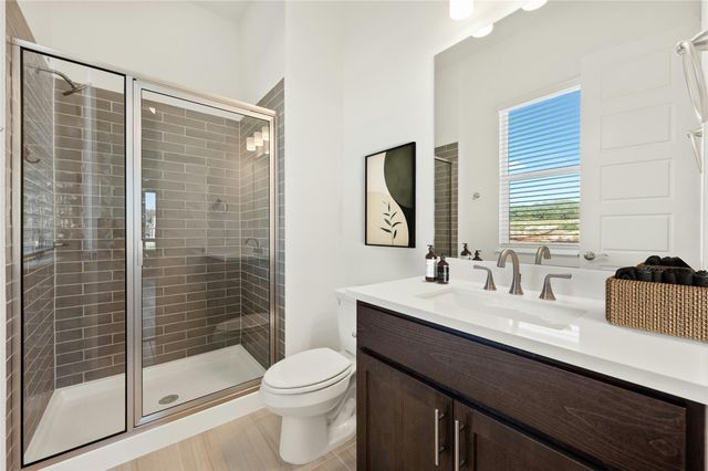 601 Gunison DR, Lakeway, TX 78738