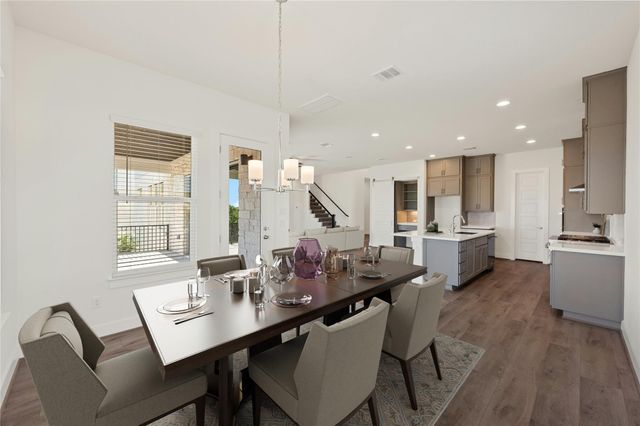 601 Gunison DR, Lakeway, TX 78738