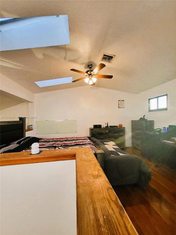 4224 SW 87th Ter, Cooper City, FL 33328