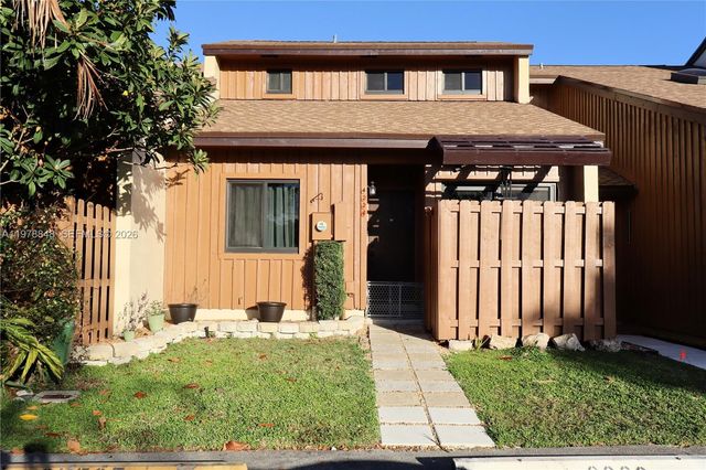 4224 SW 87th Ter, Cooper City, FL 33328