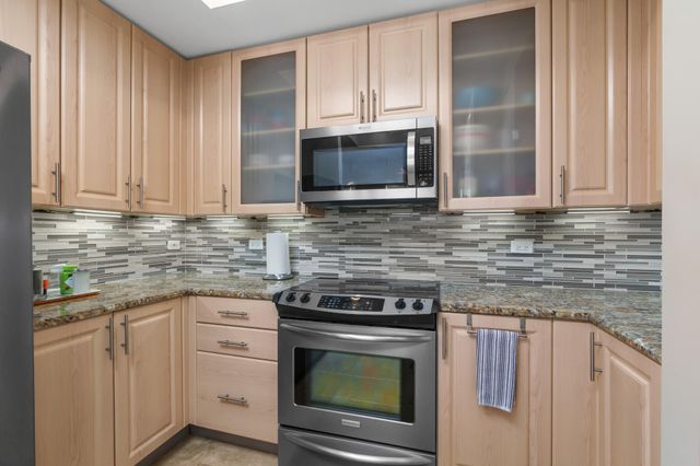 2633 NE 14th Avenue 308, Wilton Manors, FL 33334