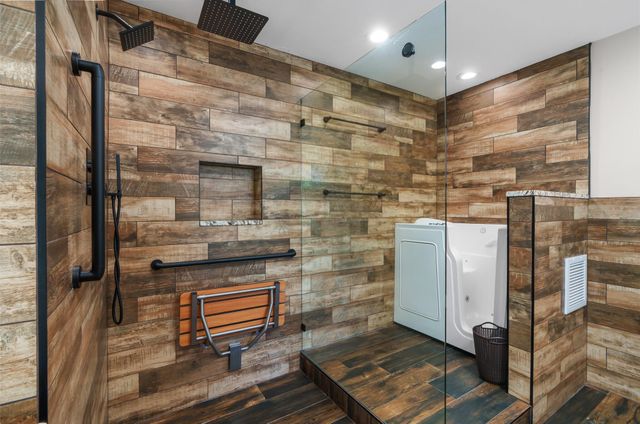 2633 NE 14th Avenue 308, Wilton Manors, FL 33334