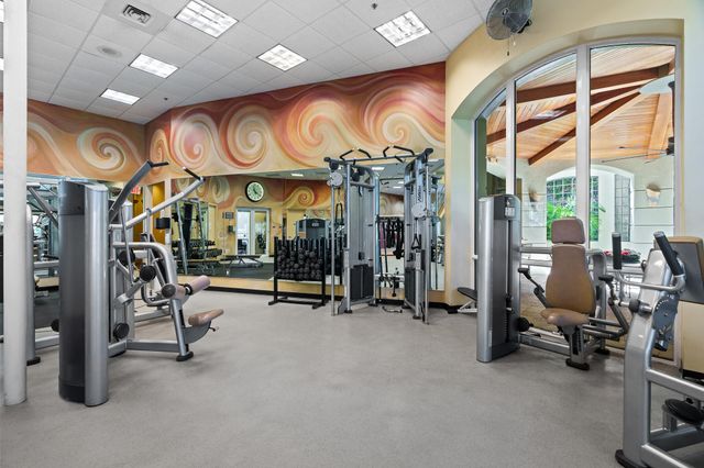 2633 NE 14th Avenue 308, Wilton Manors, FL 33334