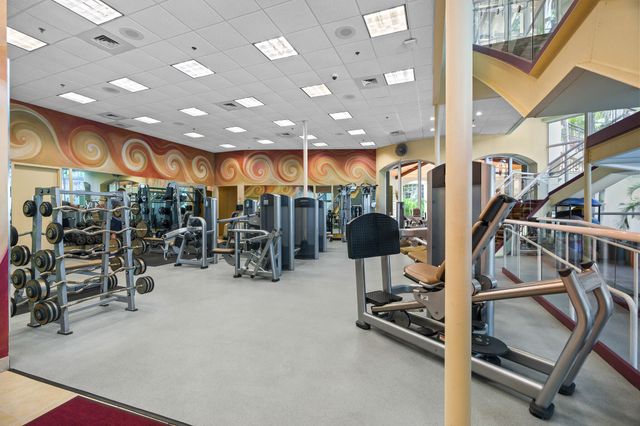 2633 NE 14th Avenue 308, Wilton Manors, FL 33334