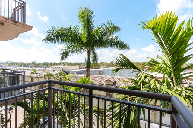 2633 NE 14th Avenue 308, Wilton Manors, FL 33334