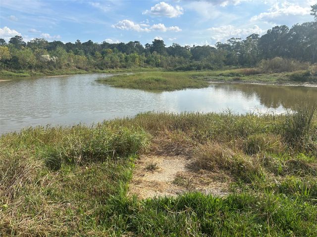18074 Hill Road, Cleveland, TX 77328