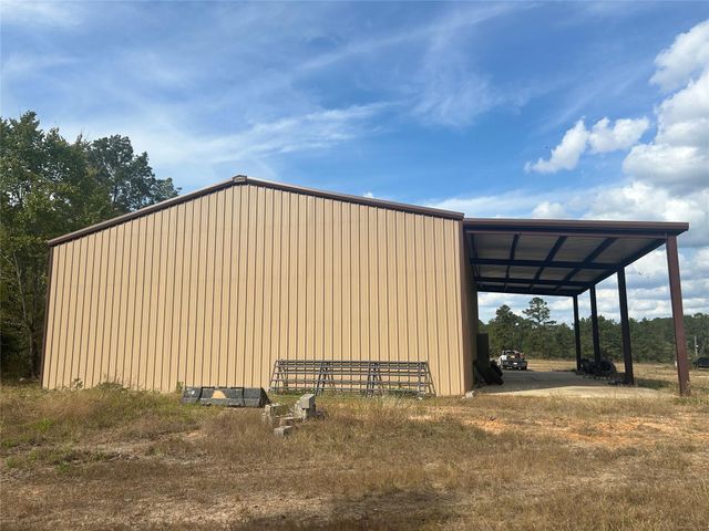 18074 Hill Road, Cleveland, TX 77328