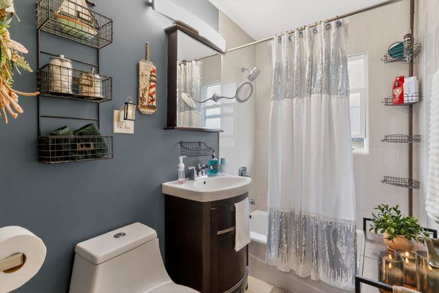 14308 S Kenneth Avenue, Midlothian, IL 60445