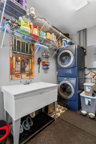 14308 S Kenneth Avenue, Midlothian, IL 60445