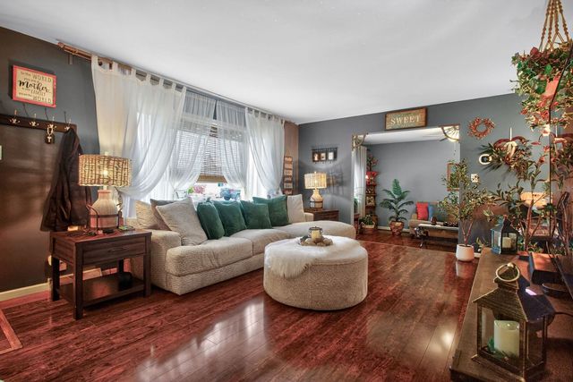 14308 S Kenneth Avenue, Midlothian, IL 60445