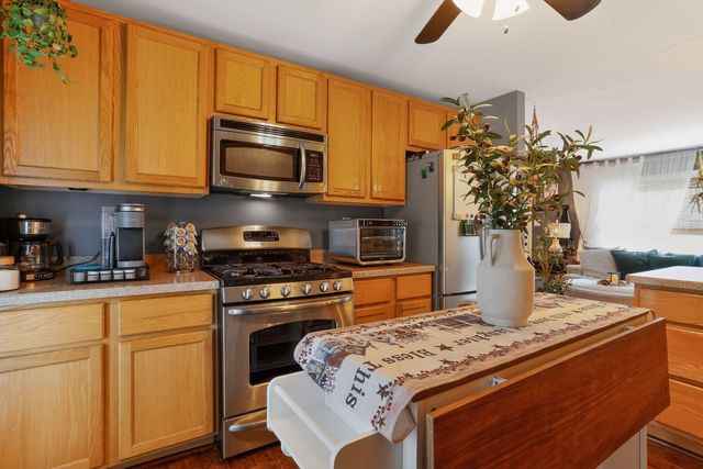 14308 S Kenneth Avenue, Midlothian, IL 60445