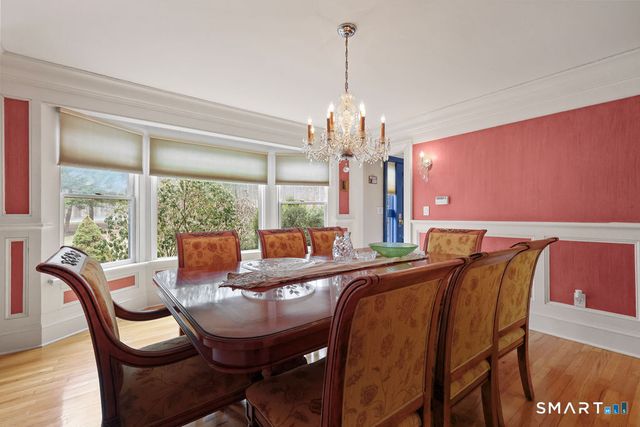 17 Abbotts Hill Road, Newtown, CT 06470