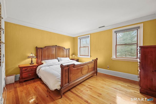 17 Abbotts Hill Road, Newtown, CT 06470