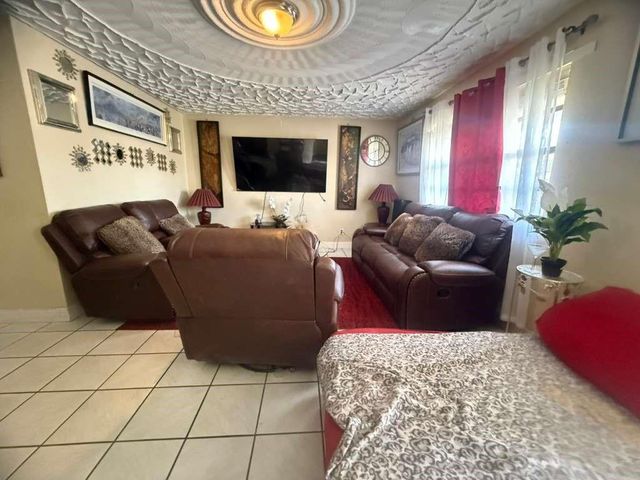 5836 Wiley Street, Hollywood, FL 33023