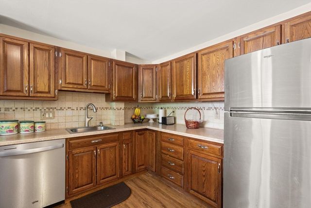 26 Wilson St 12, Marlborough, MA 01752