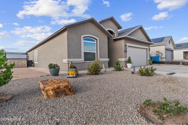 801 Plains Blackfoot Drive, El Paso, TX 79927