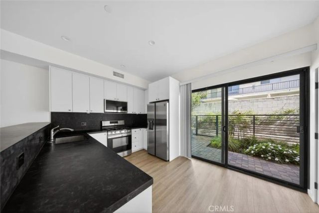 534 E San Jose Avenue, Burbank, CA 91501